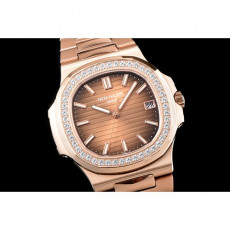 파텍필립 노틸러스-71 칼리버 57111R-001